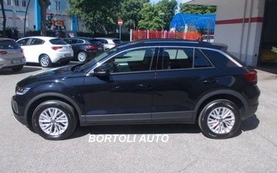 Volkswagen T-Roc 1.5 TSI ACT DSG Business BlueMotion Technology (3)