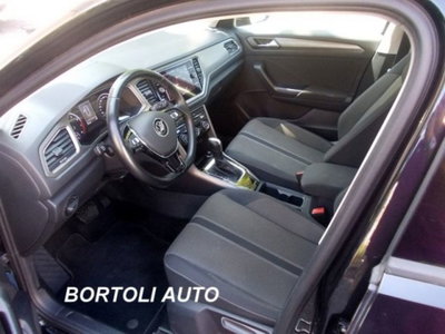Volkswagen T-Roc 1.5 TSI ACT DSG Business BlueMotion Technology (8)