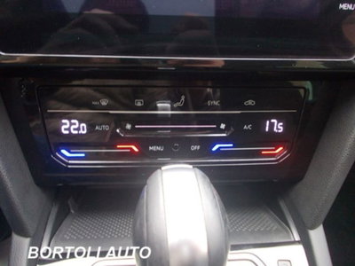 Volkswagen Tiguan 2.0 TDI 150 CV SCR DSG 4MOTION Life (12)
