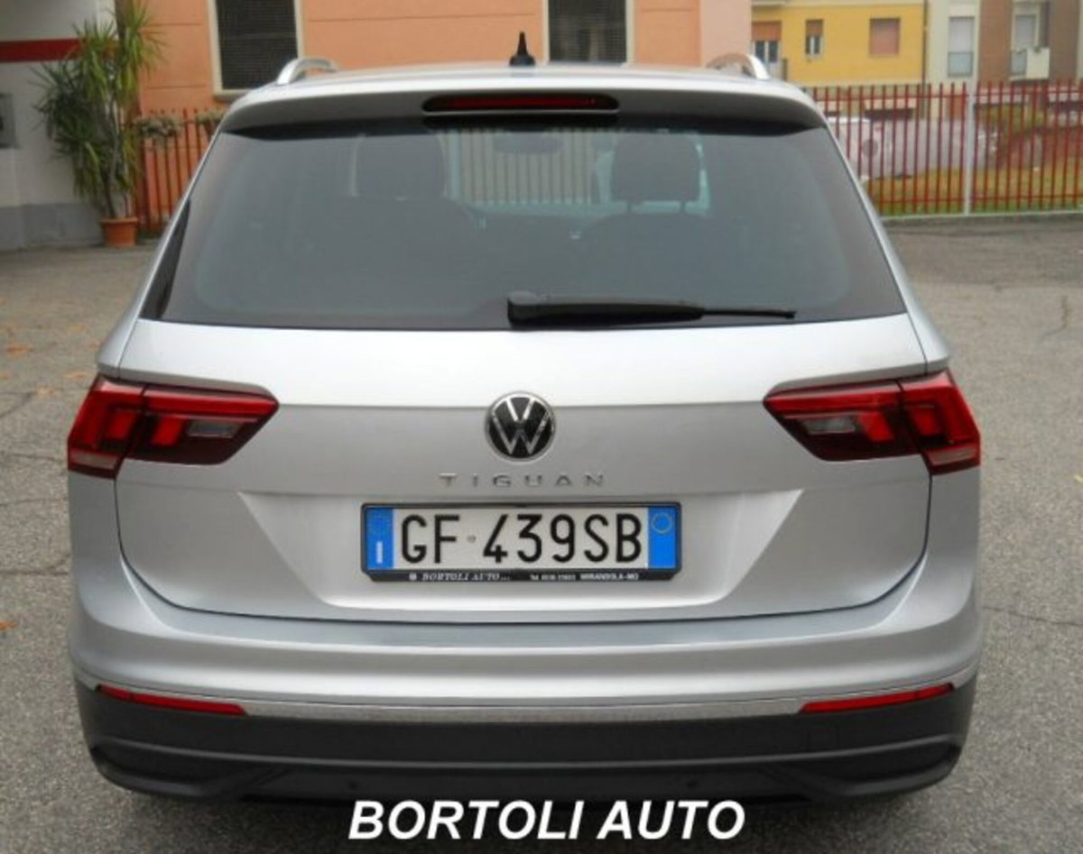 Volkswagen Tiguan 2.0 TDI 150 CV SCR DSG 4MOTION Life (4)