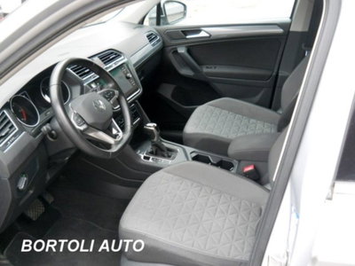 Volkswagen Tiguan 2.0 TDI 150 CV SCR DSG 4MOTION Life (8)