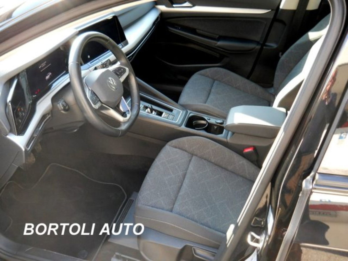 Volkswagen Golf Variant 1.0 eTSI EVO DSG Life (8)