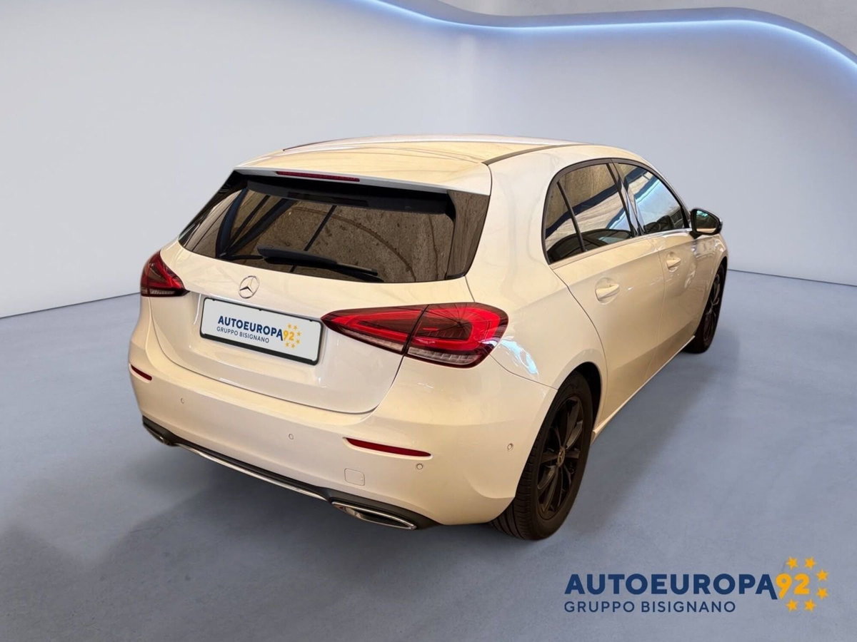 Mercedes-Benz Classe A 180 d Automatic Sport (2)