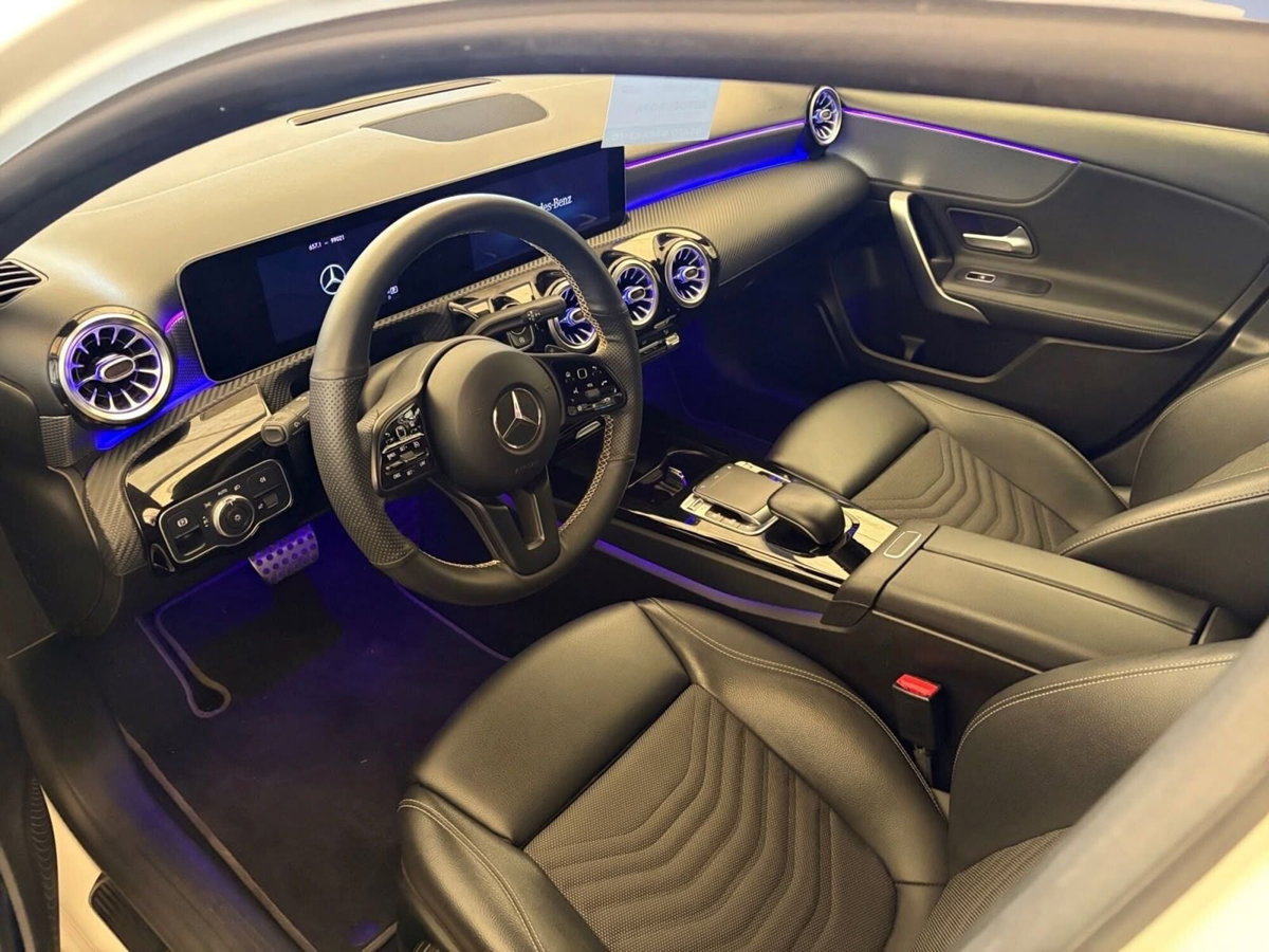 Mercedes-Benz Classe A 180 d Automatic Sport (7)