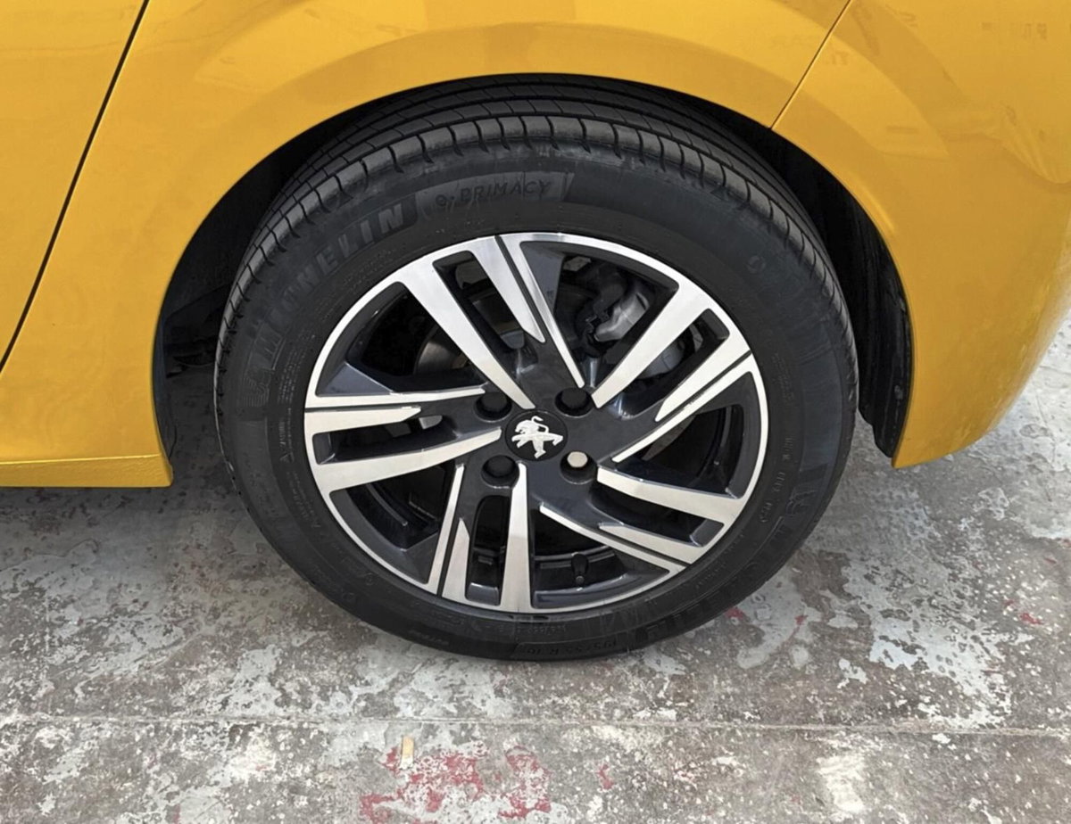 Peugeot 208 PureTech 100 Stop&Start 5 porte Allure (10)