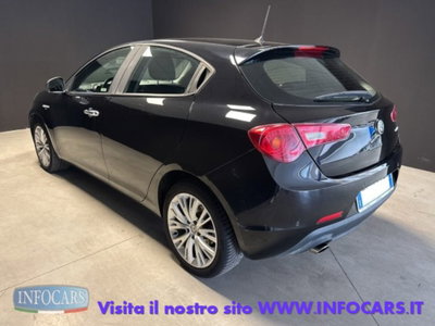 Alfa Romeo Giulietta 1.6 JTDm Super 120cv (2)