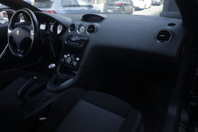 Peugeot RCZ 1.6 THP 156CV (10)