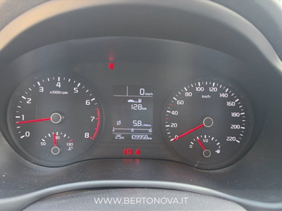 Kia Stonic 1.2 mpi Urban gpl 82cv (12)
