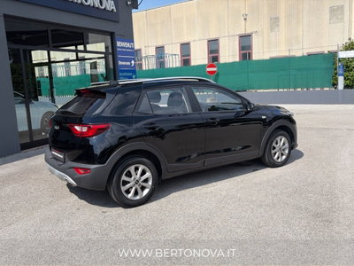 Kia Stonic 1.2 mpi Urban gpl 82cv (2)