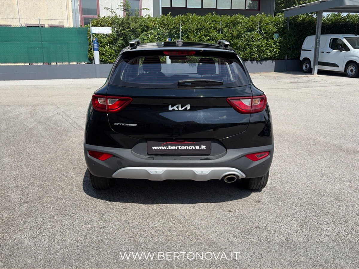 Kia Stonic 1.2 mpi Urban gpl 82cv (5)