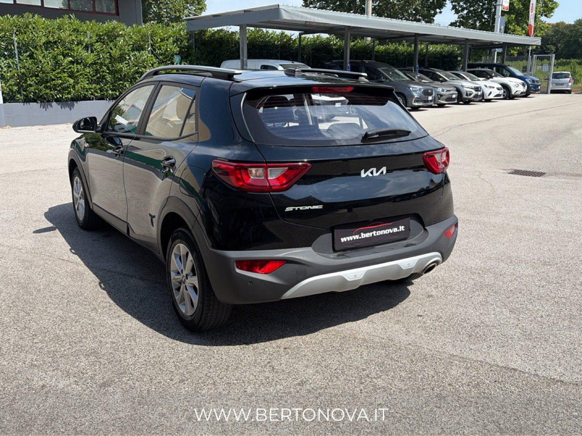 Kia Stonic 1.2 mpi Urban gpl 82cv (6)
