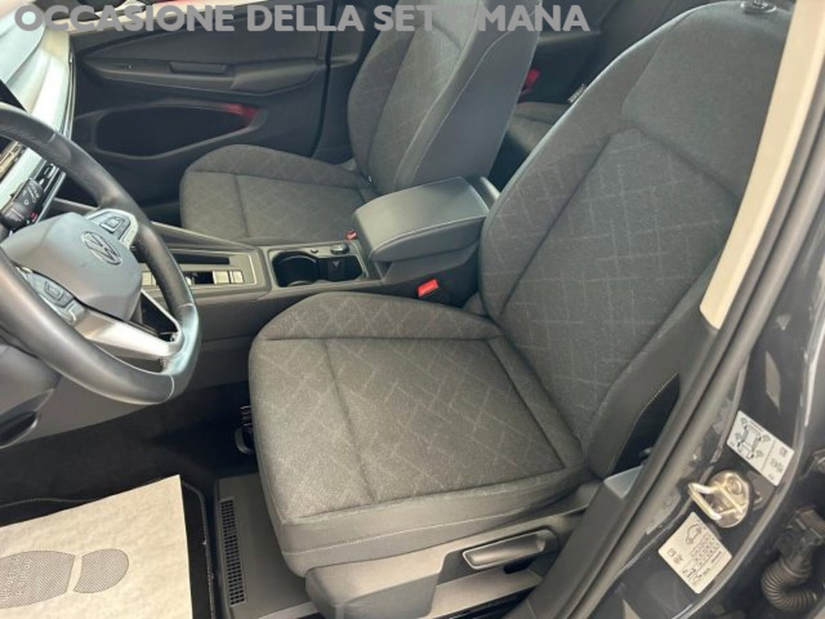 Volkswagen Golf Variant 1.0 eTSI EVO DSG Life (12)