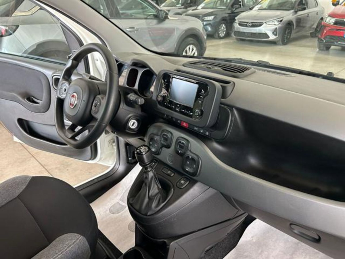 Fiat Panda 1.0 firefly hybrid s&s 70cv 5p.ti (12)