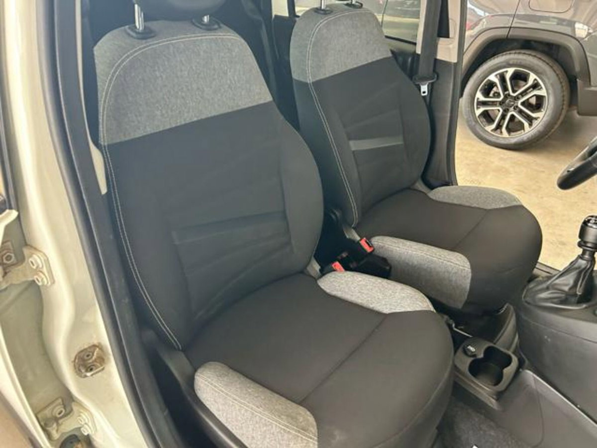 Fiat Panda 1.0 firefly hybrid s&s 70cv 5p.ti (13)