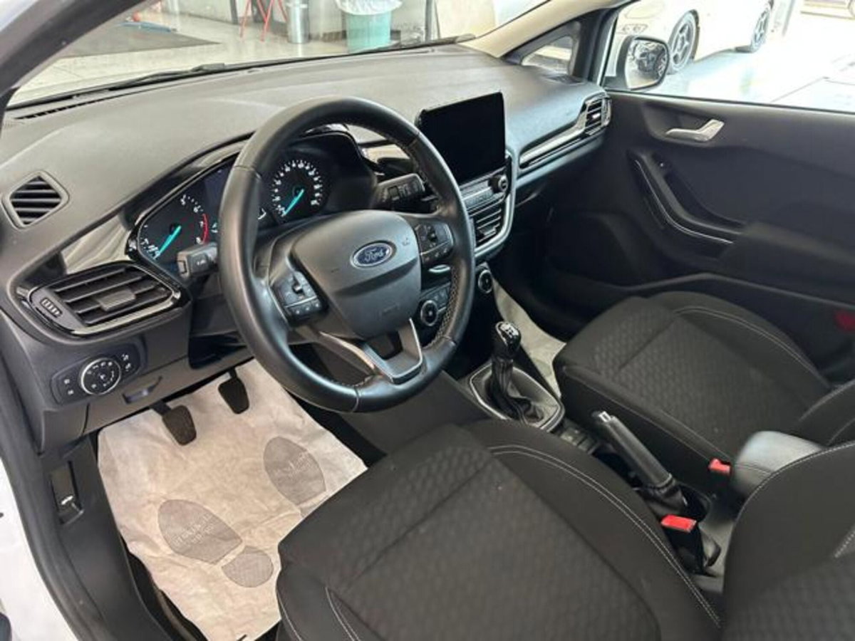 Ford Fiesta 1.1 75 CV 5 porte Titanium (7)