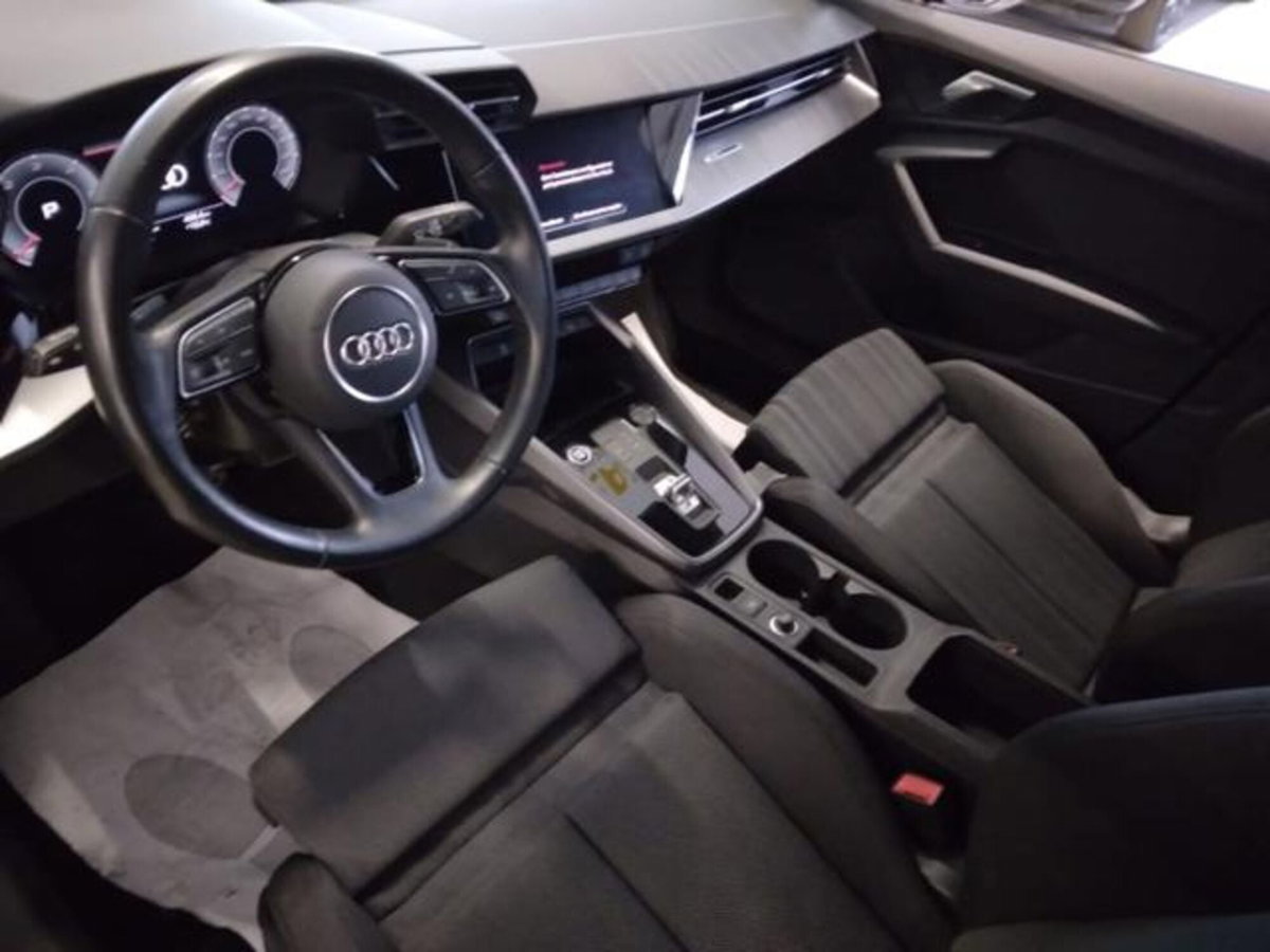 Audi A3 Sedan 35 TDI Sport (10)