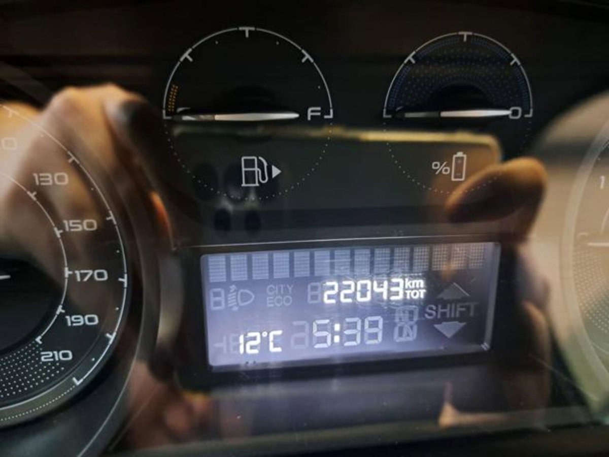 Lancia Ypsilon 1.0 FireFly 5 porte S&S Hybrid Gold Plus (11)