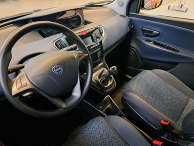 Lancia Ypsilon 1.0 FireFly 5 porte S&S Hybrid Gold Plus (12)