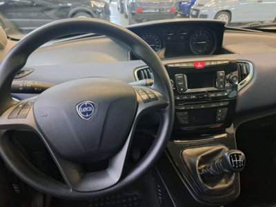 Lancia Ypsilon 1.0 FireFly 5 porte S&S Hybrid Gold Plus (5)
