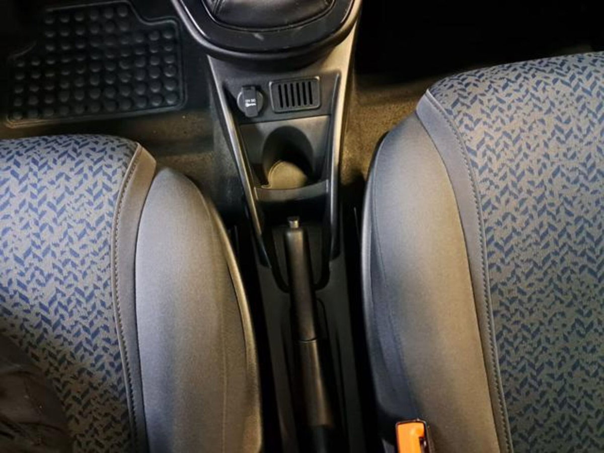 Lancia Ypsilon 1.0 FireFly 5 porte S&S Hybrid Gold Plus (8)