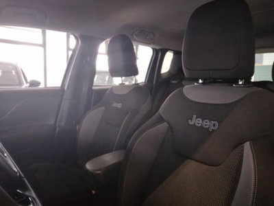 Jeep Renegade 1.6 Mjt 130 CV S (16)