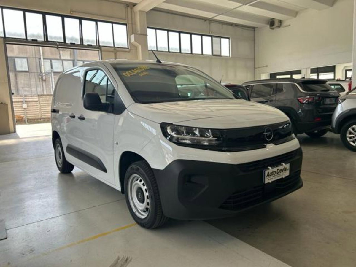 Opel Combo Furgone Cargo 1.5 Diesel 100CV S&S PC 1000kg Edition (2)