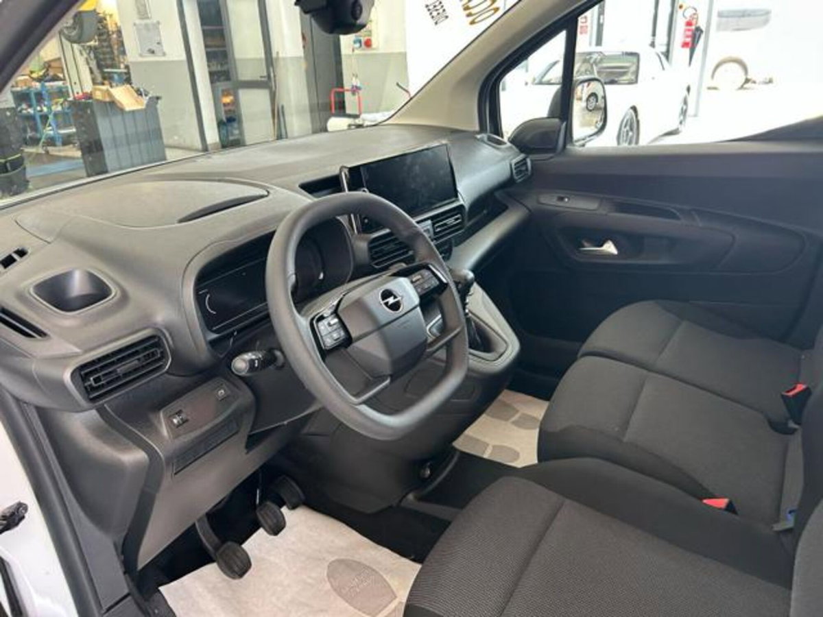 Opel Combo Furgone Cargo 1.5 Diesel 100CV S&S PC 1000kg Edition (9)