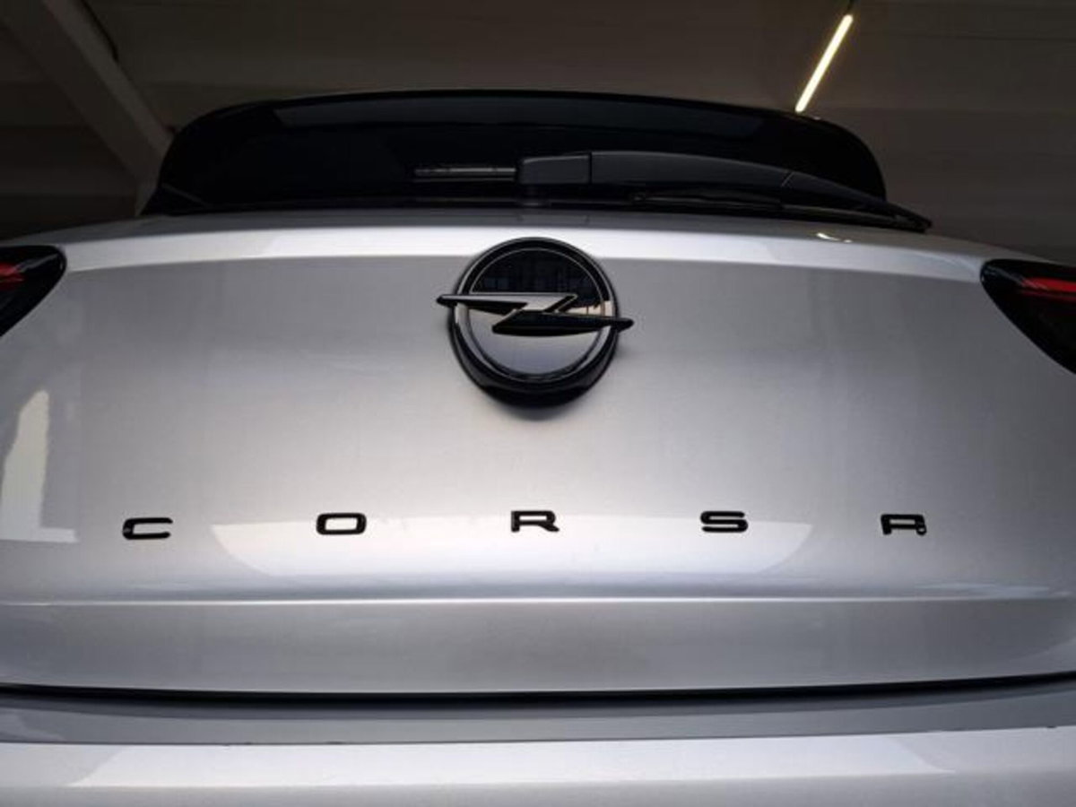 Opel Corsa 1.2 100 CV aut. GS Line (10)