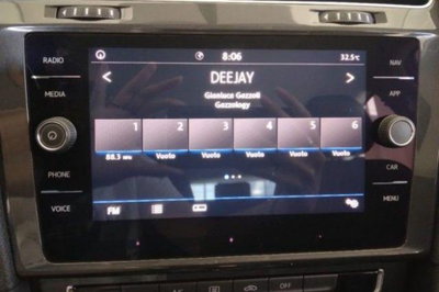 Volkswagen Golf Variant 2.0 TDI DSG Business BlueMotion Technology (14)