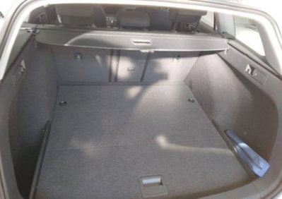 Volkswagen Golf Variant 2.0 TDI DSG Business BlueMotion Technology (5)