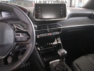 Peugeot 2008 PureTech 130 S&S Allure (11)