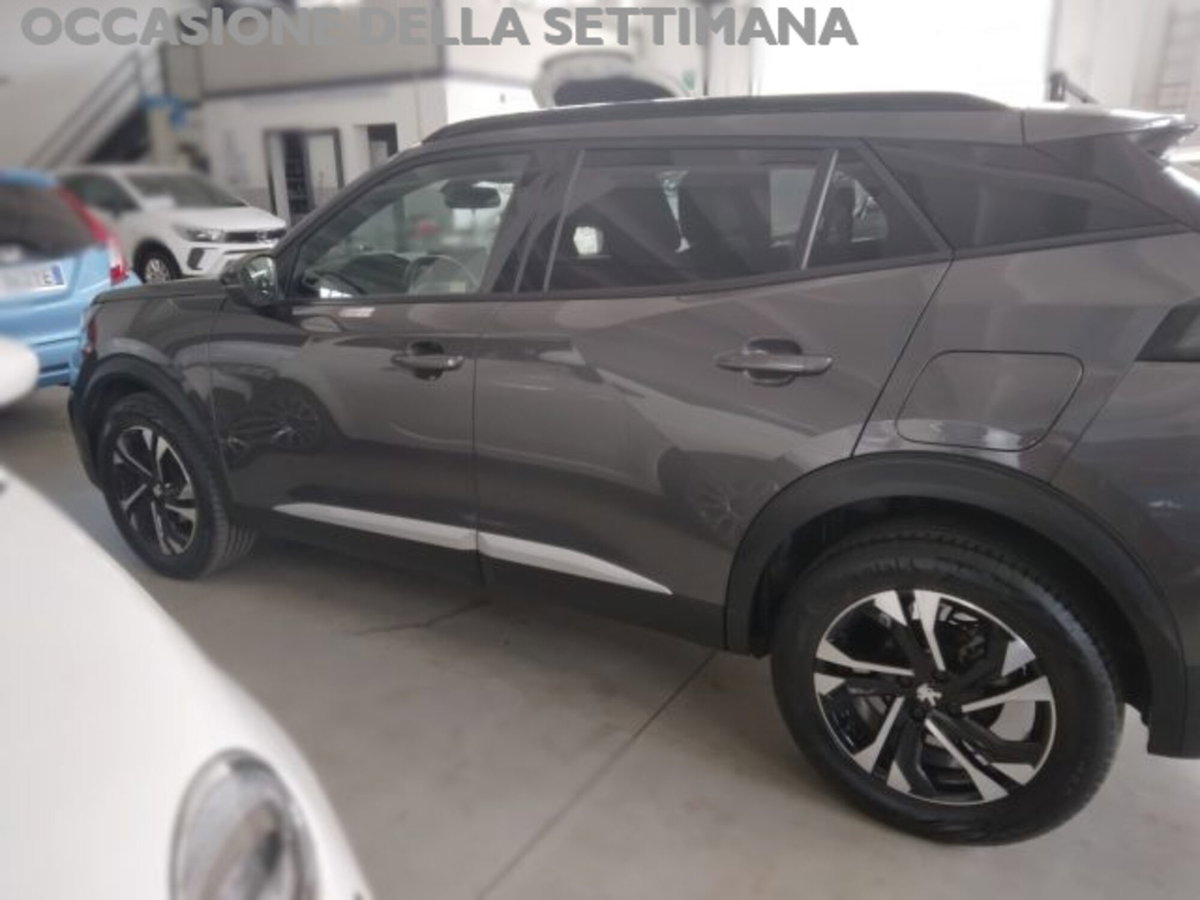 Peugeot 2008 PureTech 130 S&S Allure (13)