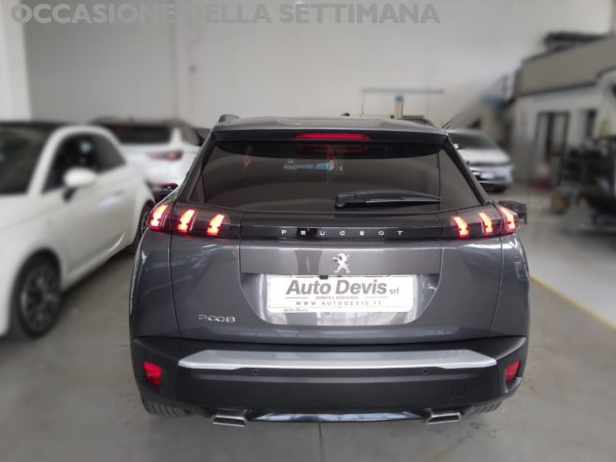 Peugeot 2008 PureTech 130 S&S Allure (2)