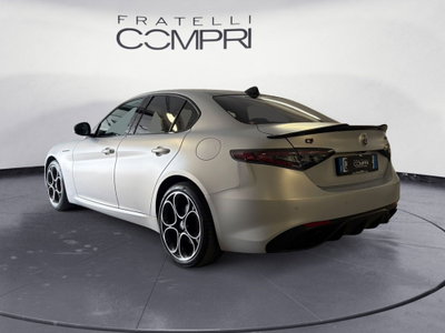 Alfa Romeo Giulia 2.2 Turbodiesel 210 CV AT8 AWD Q4 Estrema (4)