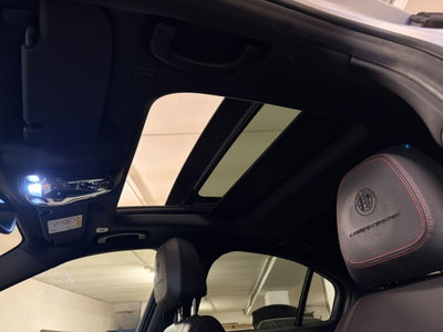 Alfa Romeo Giulia 2.2 Turbodiesel 210 CV AT8 AWD Q4 Estrema (8)