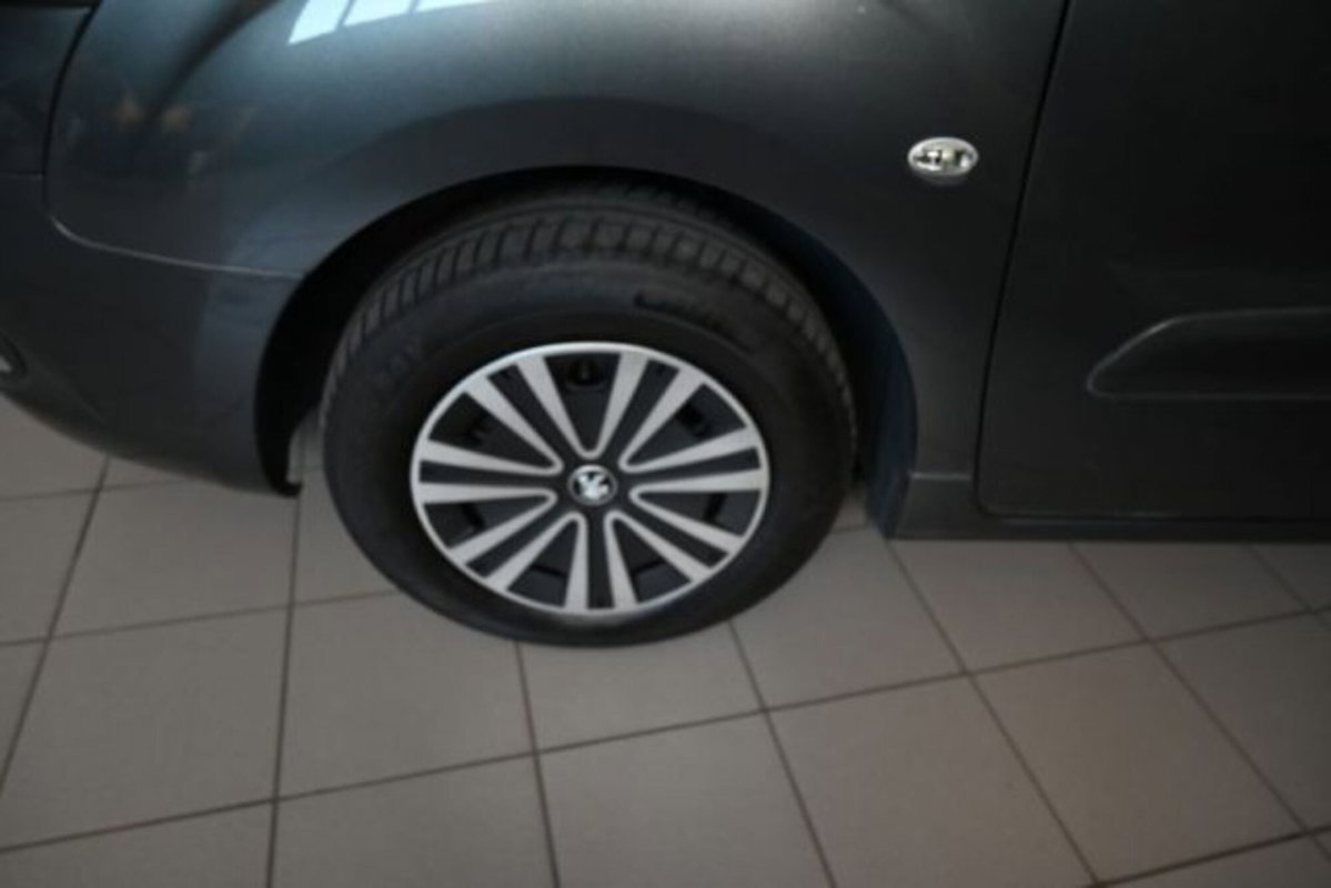 Peugeot Partner 1.6 HDi 92CV Style (15)