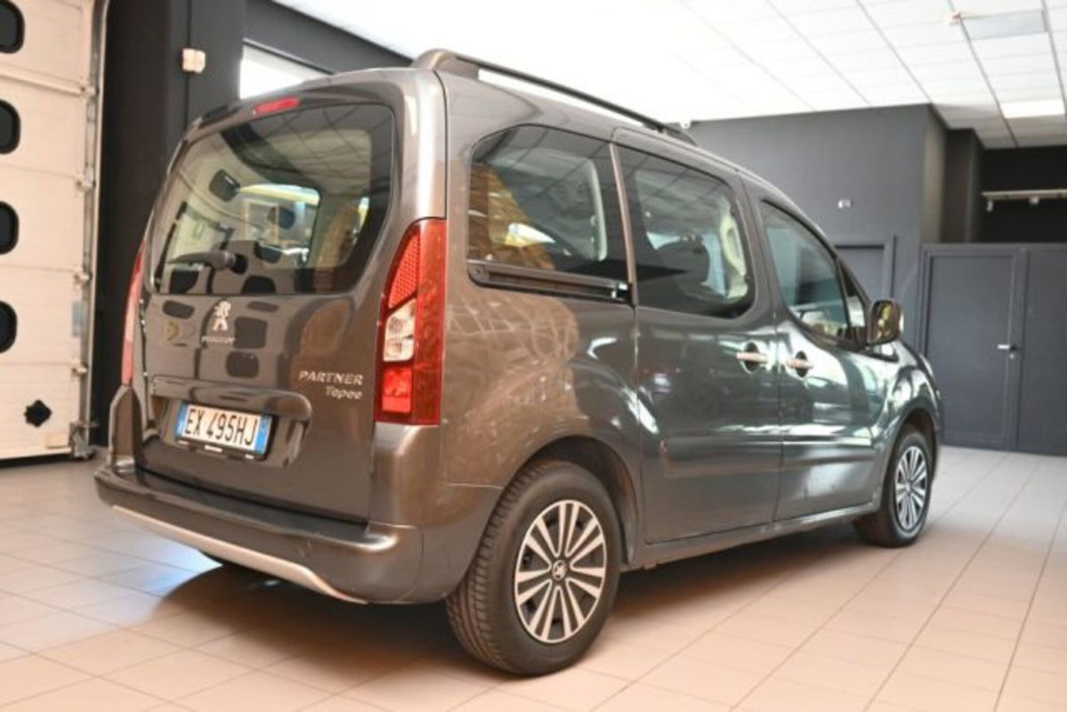 Peugeot Partner 1.6 HDi 92CV Style (7)