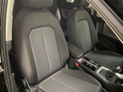 Audi Q3 35 TDI Business (11)
