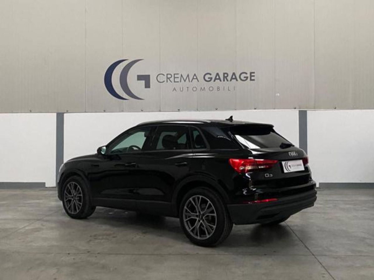 Audi Q3 35 TDI Business (5)