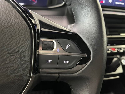 Peugeot 2008 1.2 turbo Allure 100cv (17)