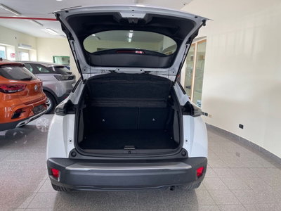 Peugeot 2008 1.2 turbo Allure 100cv (8)