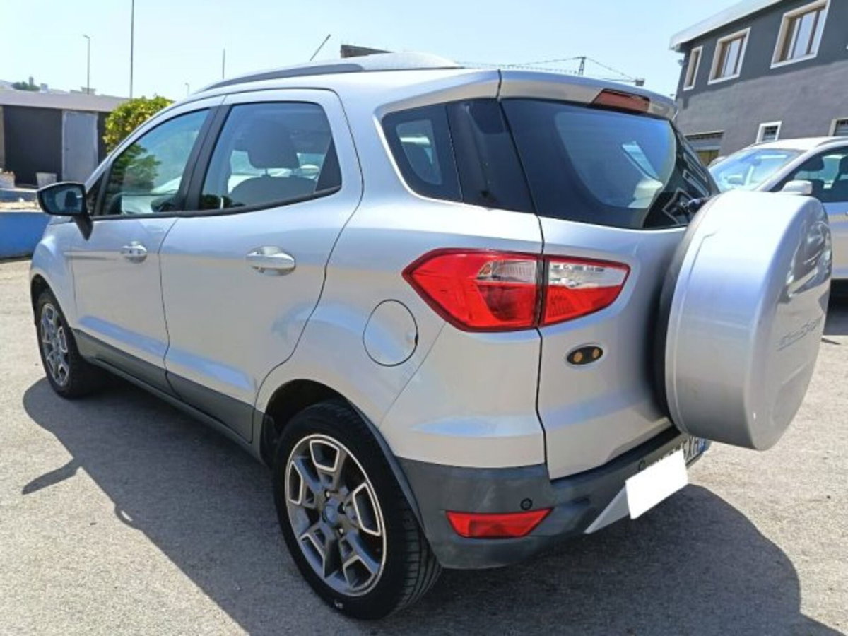 Ford EcoSport 1.5 TDCi 90 CV Titanium (6)