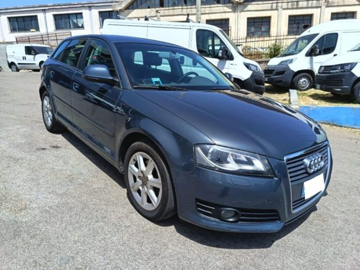 Audi A3 Sportback 2.0 TDI F.AP. S tronic Ambition (2)