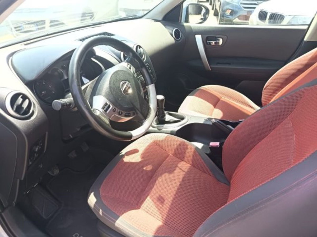 Nissan Qashqai 1.5 dCi Acenta (9)