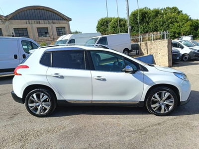 Peugeot 2008 e-HDi 115 CV Stop&Start Allure (5)