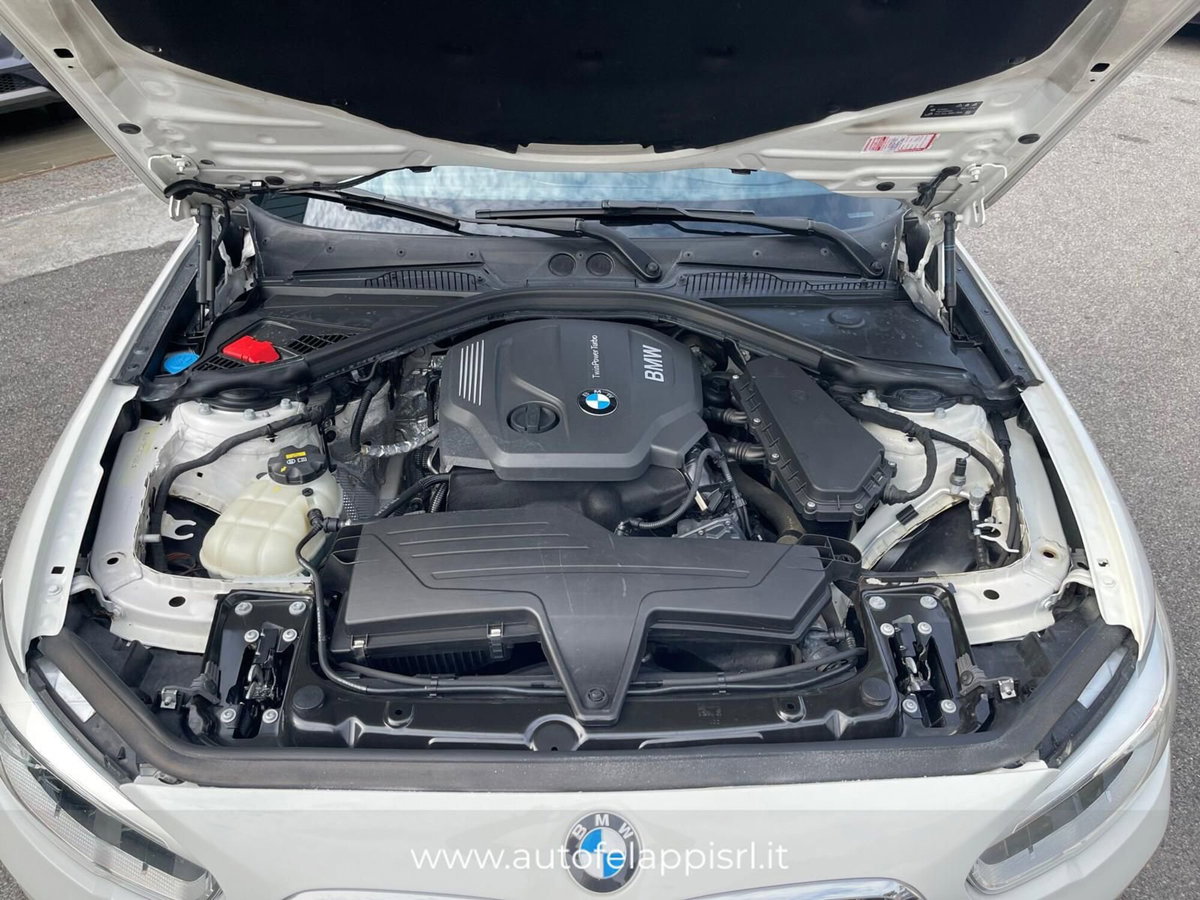 BMW Serie 1 3p. 116d 3p. Sport (19)