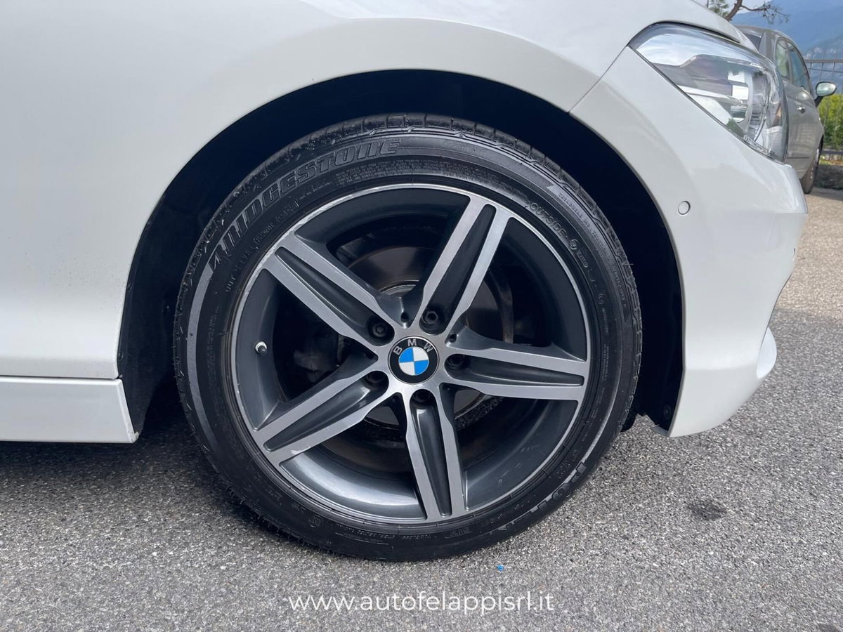 BMW Serie 1 3p. 116d 3p. Sport (7)