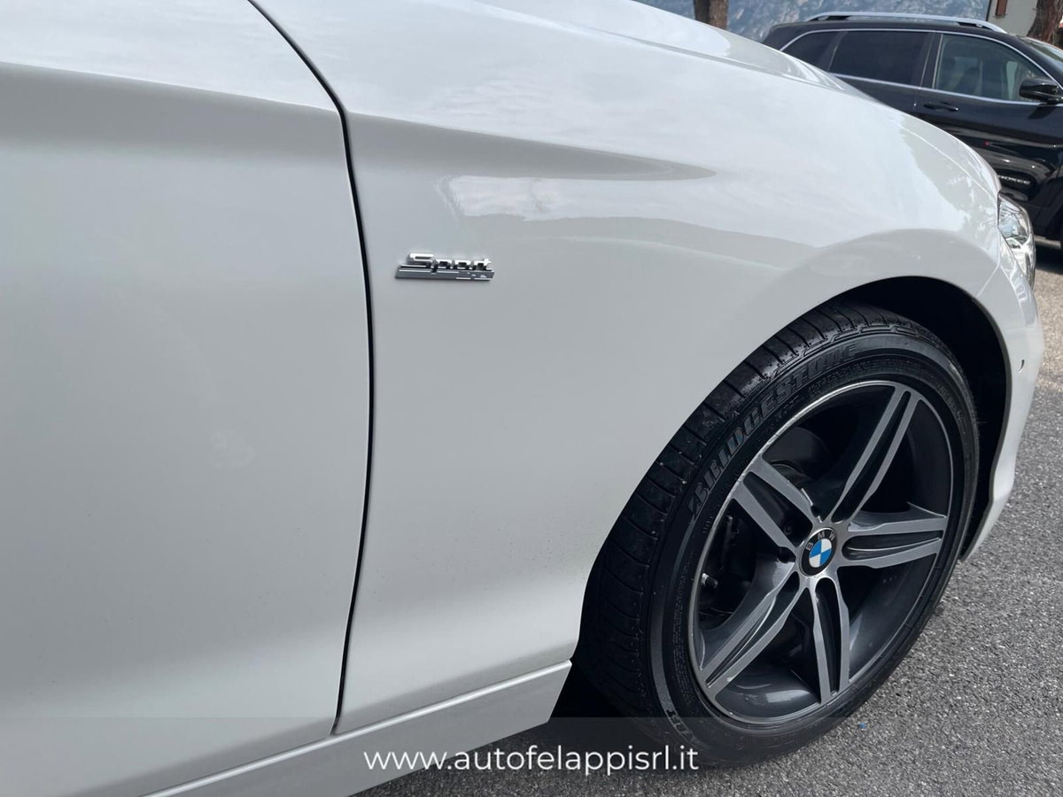 BMW Serie 1 3p. 116d 3p. Sport (8)