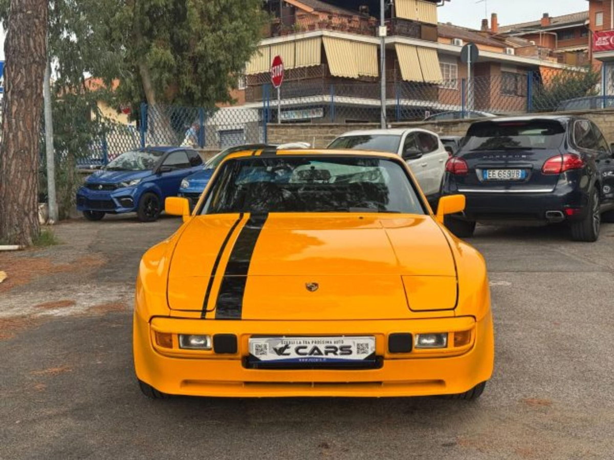 Porsche 944 Coupé 944 (2)