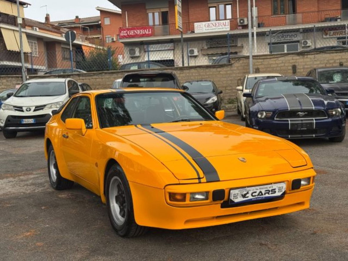 Porsche 944 Coupé 944 (3)